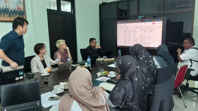 Kunjungan Lapangan Proyek Uji Coba AWD untuk Efisiensi Air dan Pengurangan Emisi pada Budidaya Padi