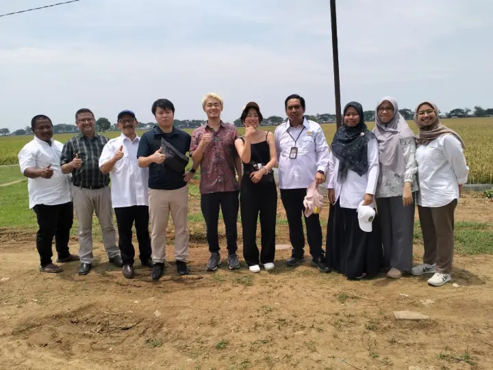 Kunjungan Lapangan Proyek Uji Coba AWD untuk Efisiensi Air dan Pengurangan Emisi pada Budidaya Padi